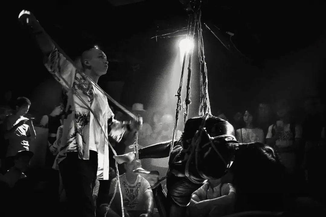 西檬之家字母圈Spank玩法完全指南,如何安全享受支配与臣服的乐趣? 一